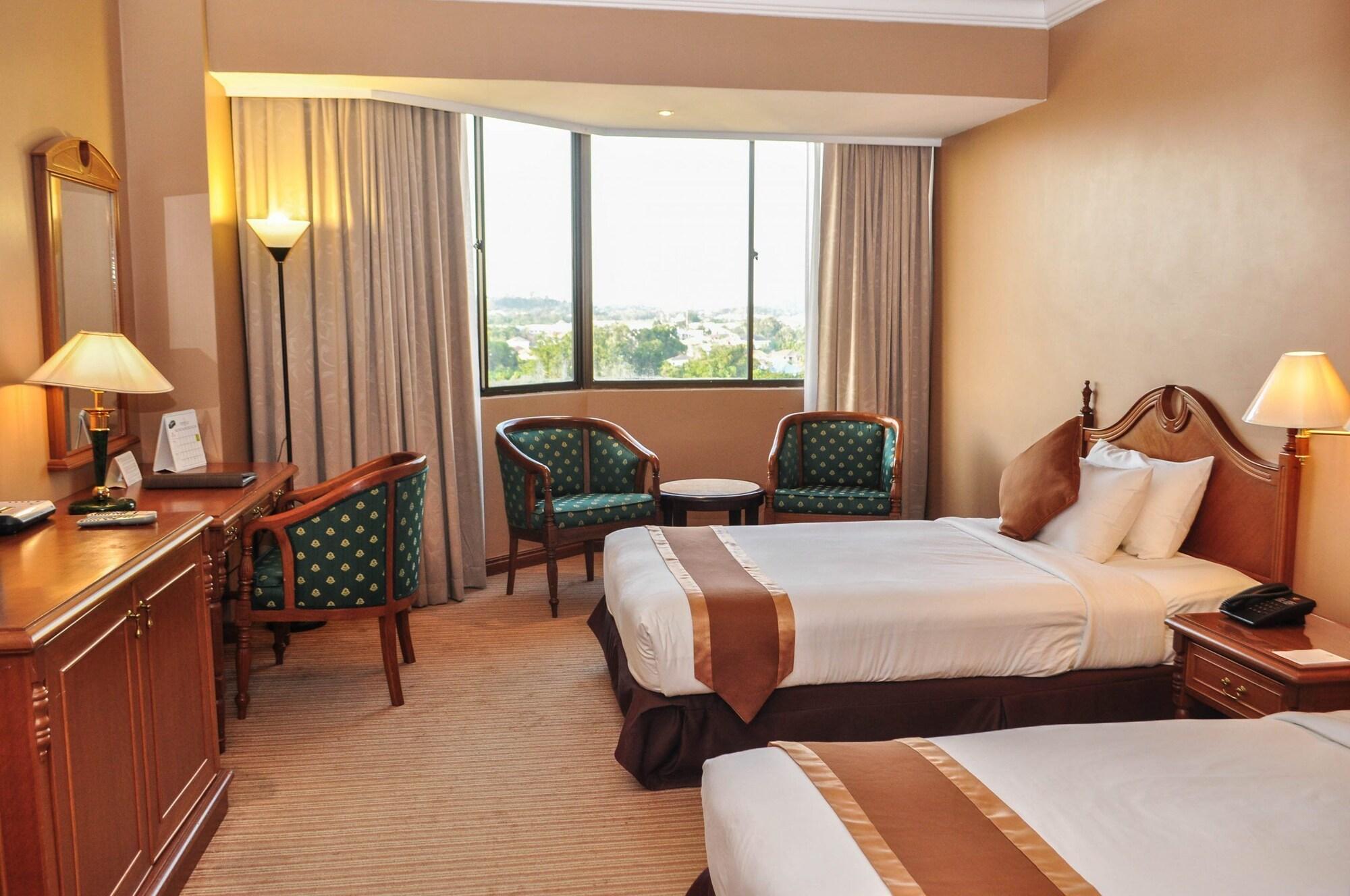 Mulia Hotel Bandar Seri Begawan Exterior foto