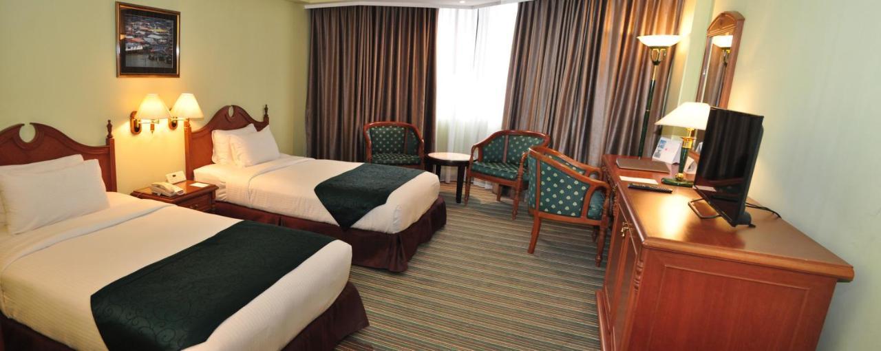 Mulia Hotel Bandar Seri Begawan Exterior foto