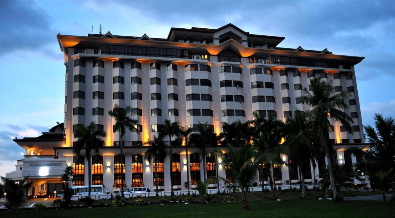 Mulia Hotel Bandar Seri Begawan Exterior foto